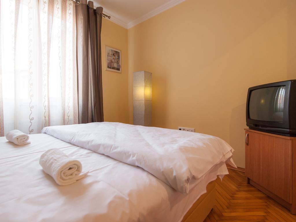 צ'רנוביץ Like Hostel חדר תמונה
